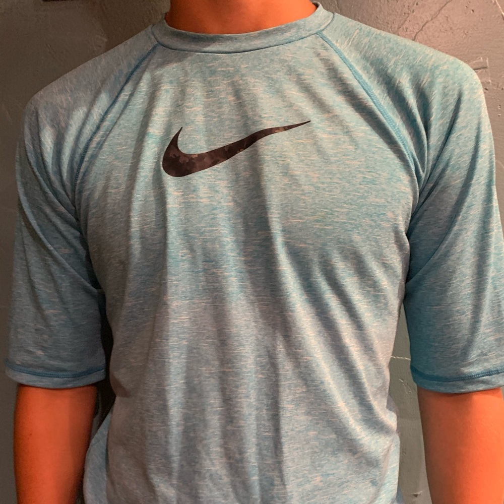 Short sleeve swim shirt